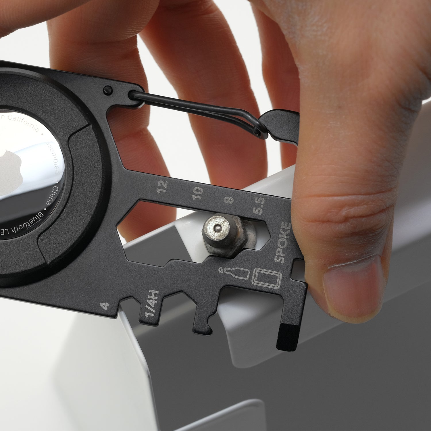 ATECH AirTag Multitool 10-in-1 Keychain Carabiner Phone Holder Bottle Opener Phillips Screwdriver Flathead Driver Hex Wrench Spoke Bicycle Tools